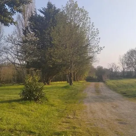 Les Quatre Routes
